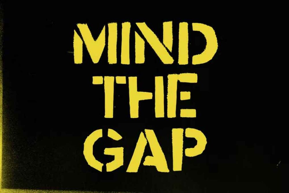 Stencil Mind the Gap Font